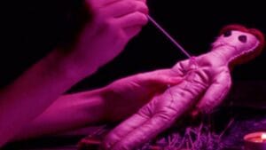 ما هي أعراض السحر الأسود